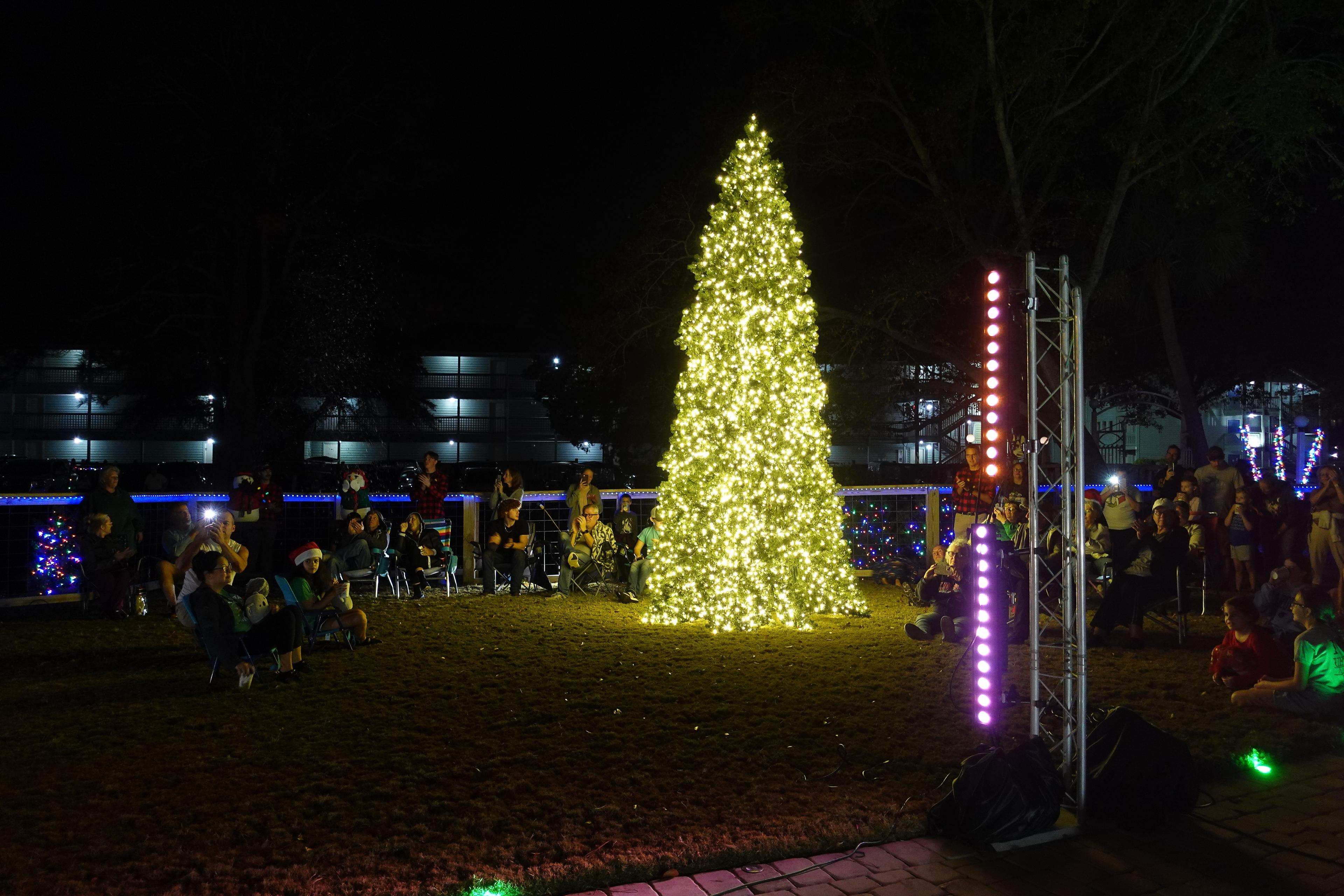 Lakewood Camping Resort's Annual Christmas Tree Lighting