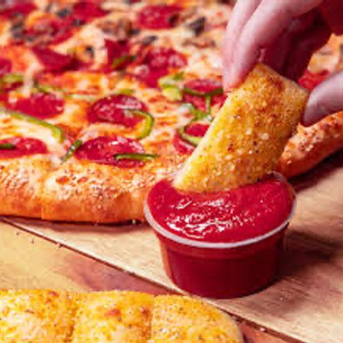 Hungry Howie’s Flavored Crust Pizza